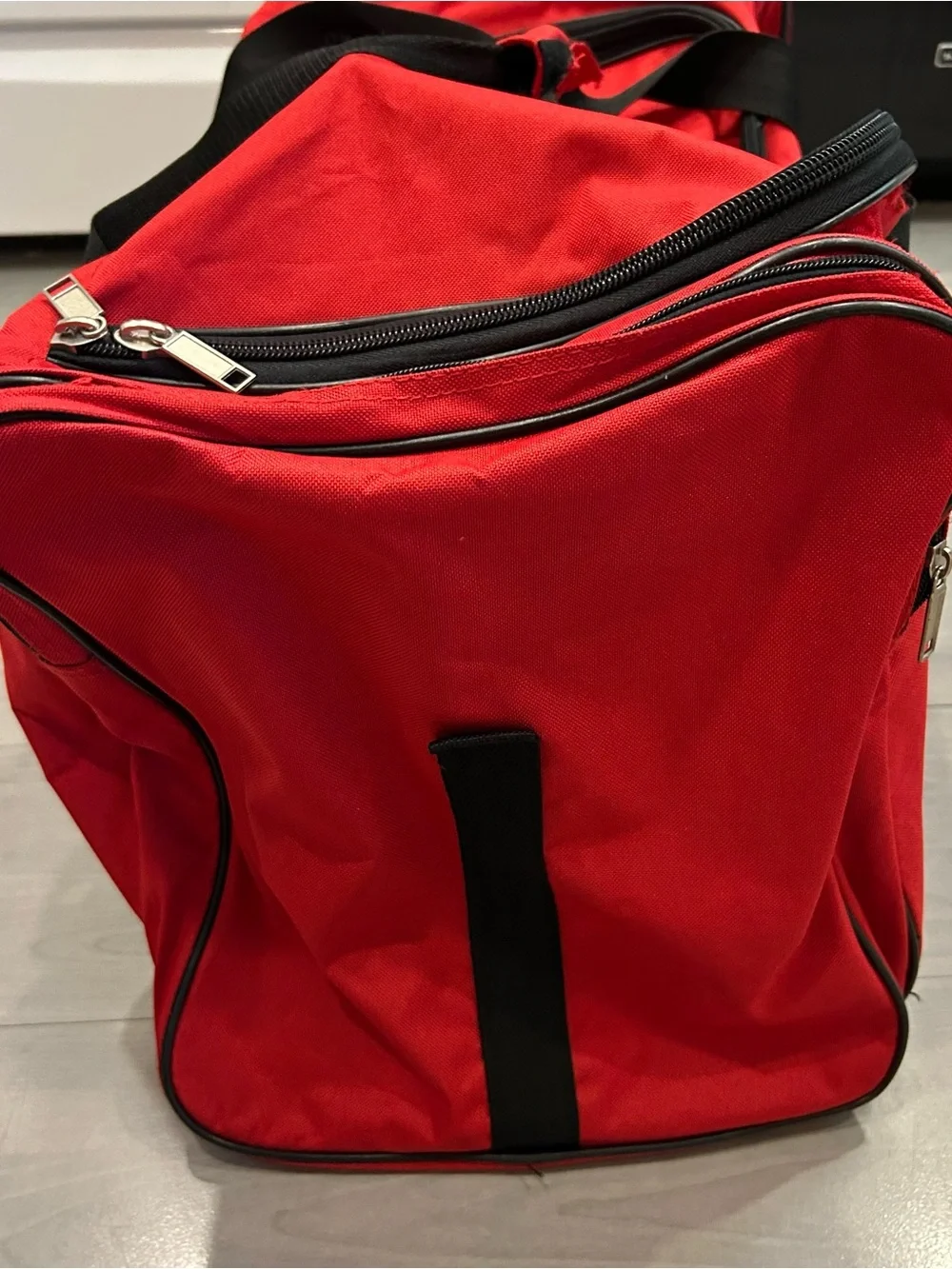 American Uni Large Red Duffel Bag Travel Gym Sports Luggage Multi Pocket 27”